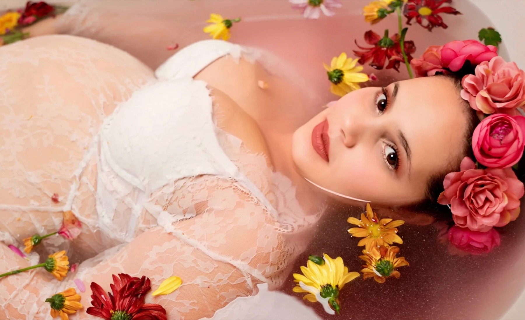 Artful South Florida maternity portrait by Photos by Karli